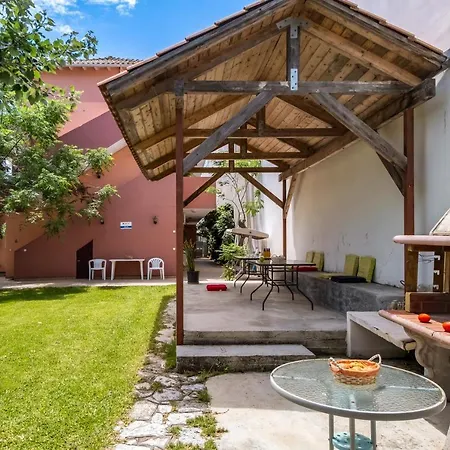 Apartment Apollon *